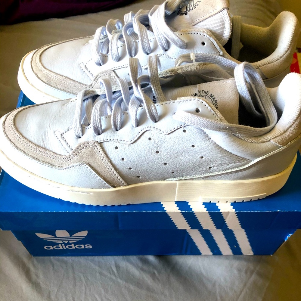 Adidas Supercourt. NWT men’s US 9 white/grey